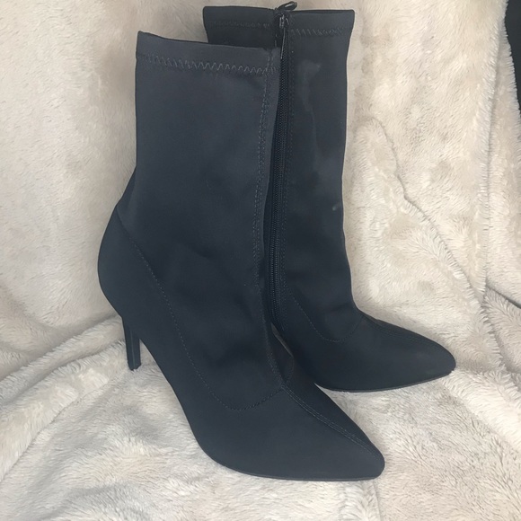 Kendall + Kylie black heeled boots - Picture 1 of 1